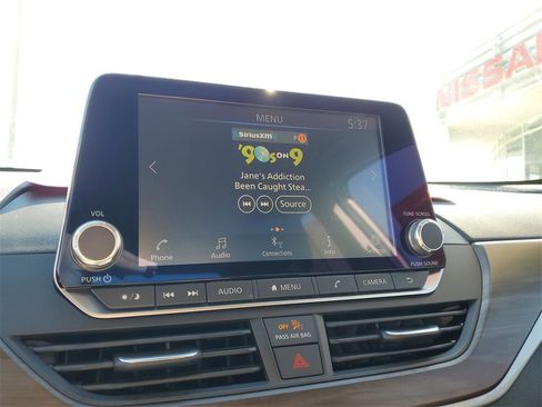 Certified 2024 Nissan Altima 2.5 SV image 29