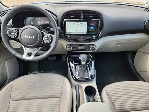 New 2025 Kia Soul EX image 11
