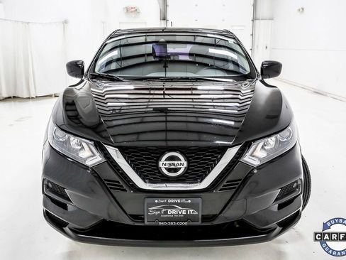 Used 2021 Nissan Rogue Sport S image 10