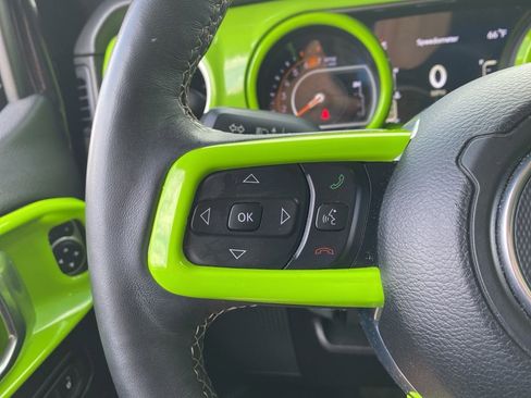 Used 2019 Jeep Wrangler Unlimited Sahara w/ Cold Weather Group image 11