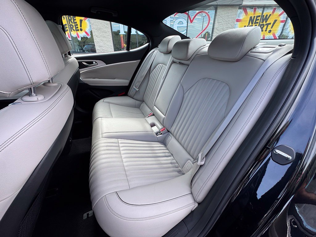 Used 2023 Genesis G70 2.0T w/ Sport Prestige Package AWD/4WD image 11