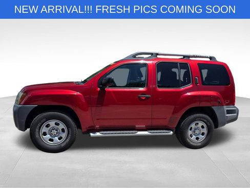 Used 2015 Nissan Xterra X RWD image 3