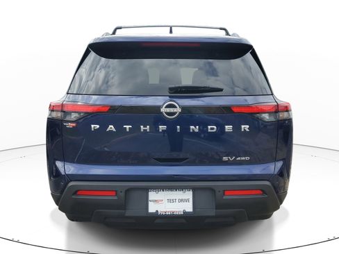 Used 2024 Nissan Pathfinder SV AWD/4WD image 5
