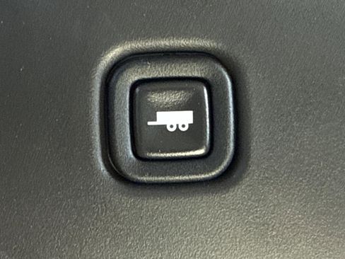New 2025 GMC Savana 2500 w/ Driver Convenience Package RWD image 26