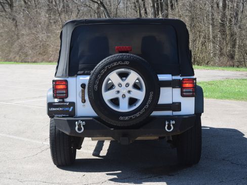 Used 2016 Jeep Wrangler Sport w/ Quick Order Package 24S image 19