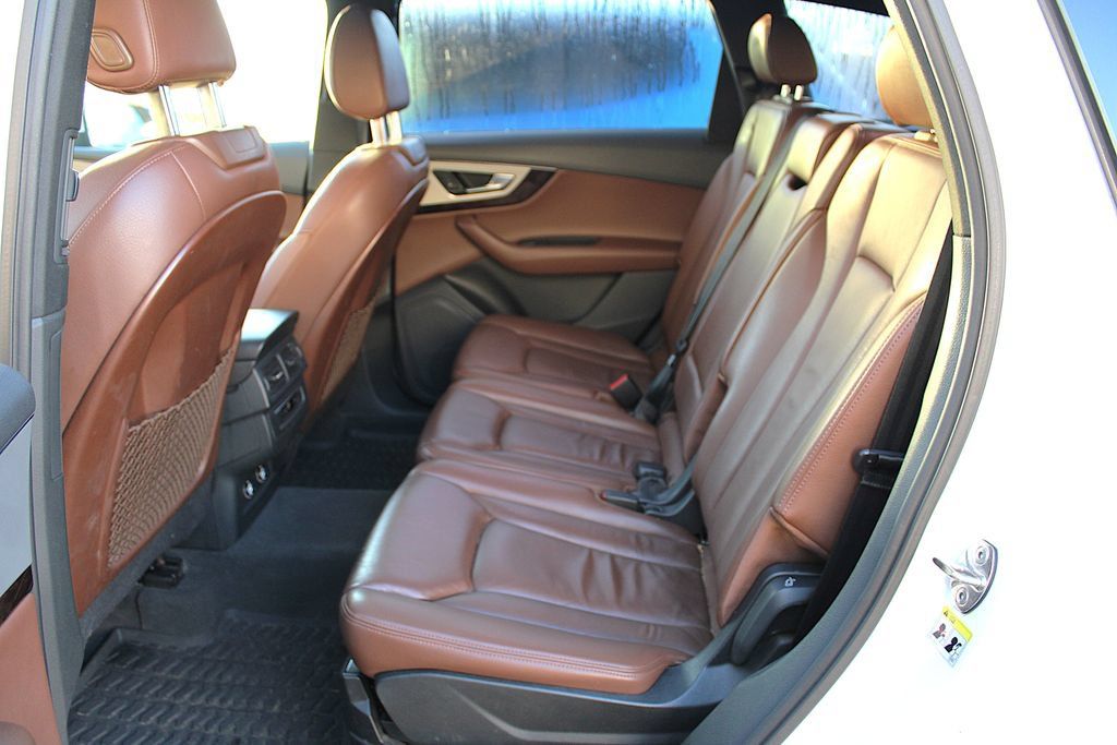 Used 2019 Audi Q7 2.0T Premium AWD/4WD image 7