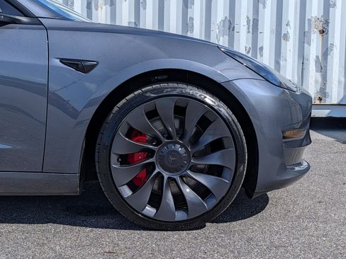Used 2023 Tesla Model 3 Performance image 11