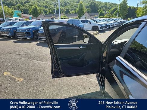 Certified 2024 Volkswagen Jetta Sport FWD image 37