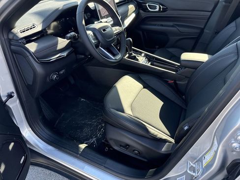 New 2026 Jeep Compass Trailhawk w/ Sun, Sound & Navigation Group image 29