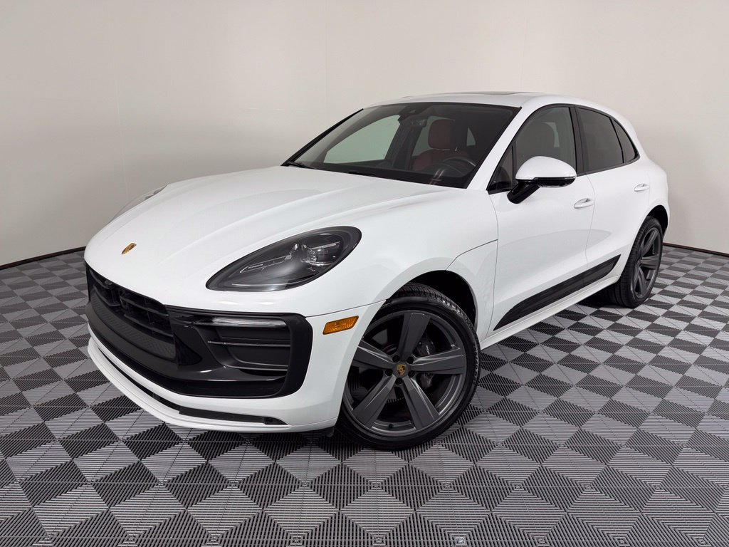 Used 2023 Porsche Macan AWD/4WD image 1