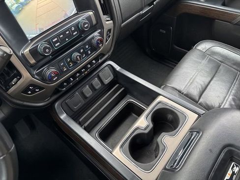 Used 2019 GMC Sierra 3500 Denali w/ Duramax Plus Package image 33