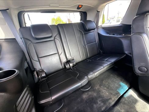 Used 2018 Chevrolet Tahoe LT AWD/4WD image 29