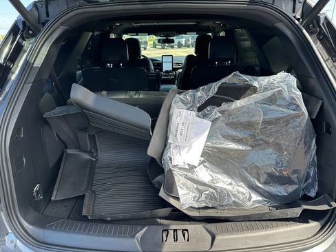 Used 2023 Ford Explorer ST w/ Equipment Group 401A AWD/4WD image 12