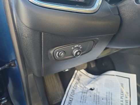 Used 2019 Chevrolet Equinox LT image 22