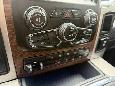 Used 2016 RAM 2500 Laramie AWD/4WD image 13