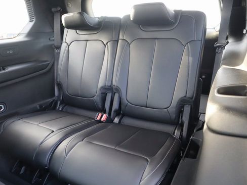 New 2025 Jeep Grand Cherokee L Limited w/ Black Appearance Package AWD/4WD image 14