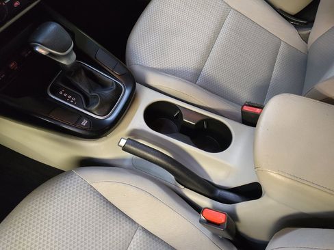 Used 2020 Kia Soul LX FWD image 26