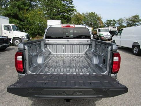 New 2026 GMC Canyon Elevation w/ Convenience Package image 22