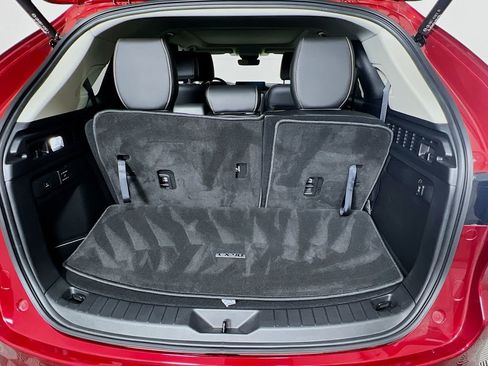 Certified 2025 MAZDA CX-90 Plug-In Hybrid w/Premium Sport image 32