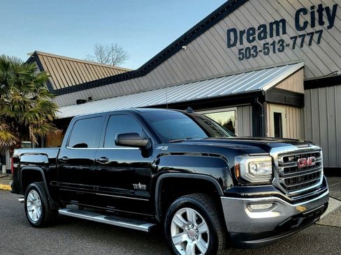 Used 2017 GMC Sierra 1500 SLE w/ Texas SLE Value Package AWD/4WD image 2