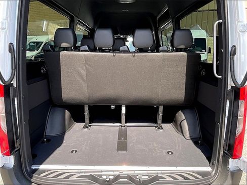 New 2025 Mercedes-Benz Sprinter 2500 image 8