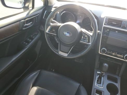 Used 2018 Subaru Outback 2.5i Limited image 10