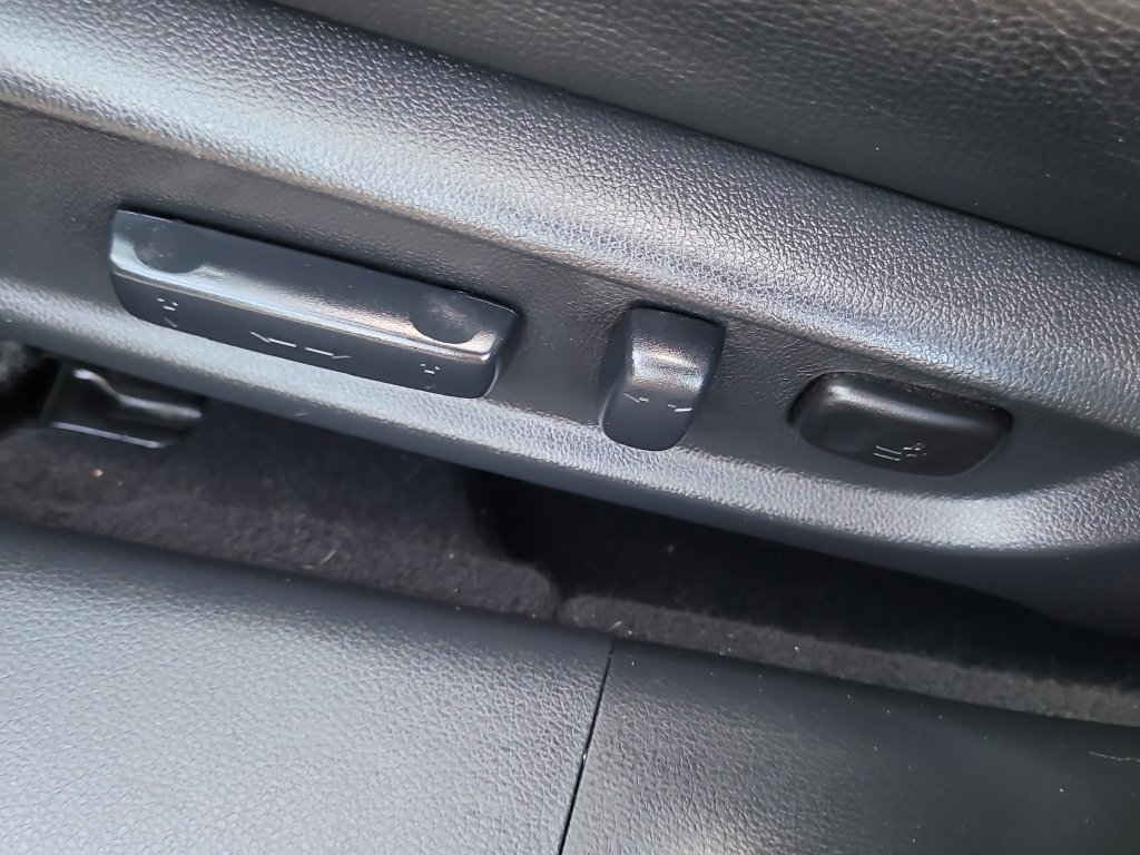 Used 2017 Honda Accord Sport image 19