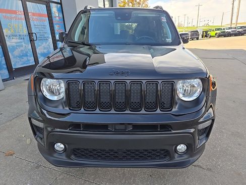 Used 2023 Jeep Renegade Altitude w/ Sun/Sound Group image 17
