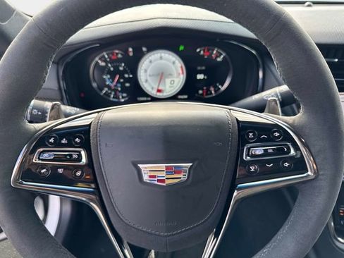 Used 2018 Cadillac CTS V w/ Carbon Fiber Package RWD image 27