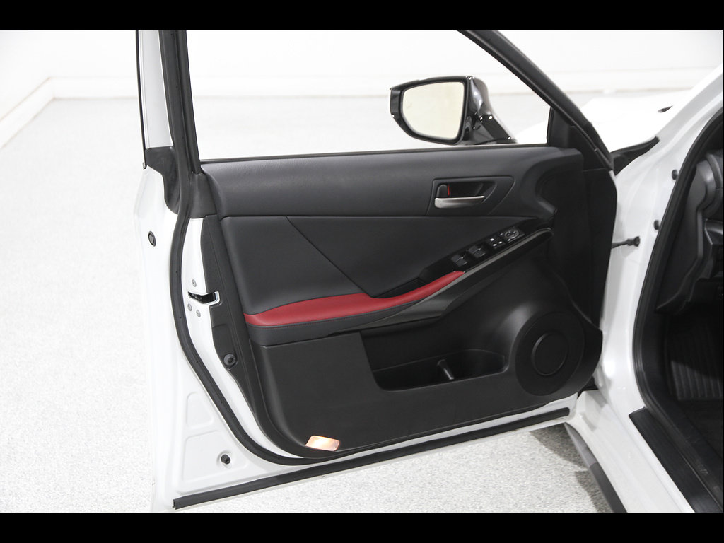 Certified 2023 Lexus IS 300 w/ Comfort Package RWD image 4