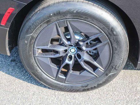 Certified 2023 BMW iX xDrive50 w/ Convenience Package image 7