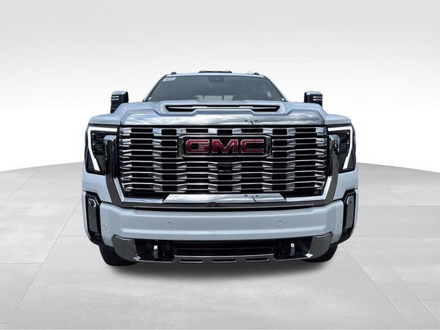 New 2026 GMC Sierra 2500 Denali w/ Denali Reserve Package AWD/4WD image 8
