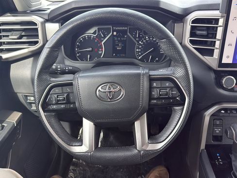 Used 2022 Toyota Tundra Limited AWD/4WD image 28