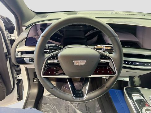 Used 2025 Cadillac Lyriq Sport w/ LPO, Floor Liner Package AWD/4WD image 11