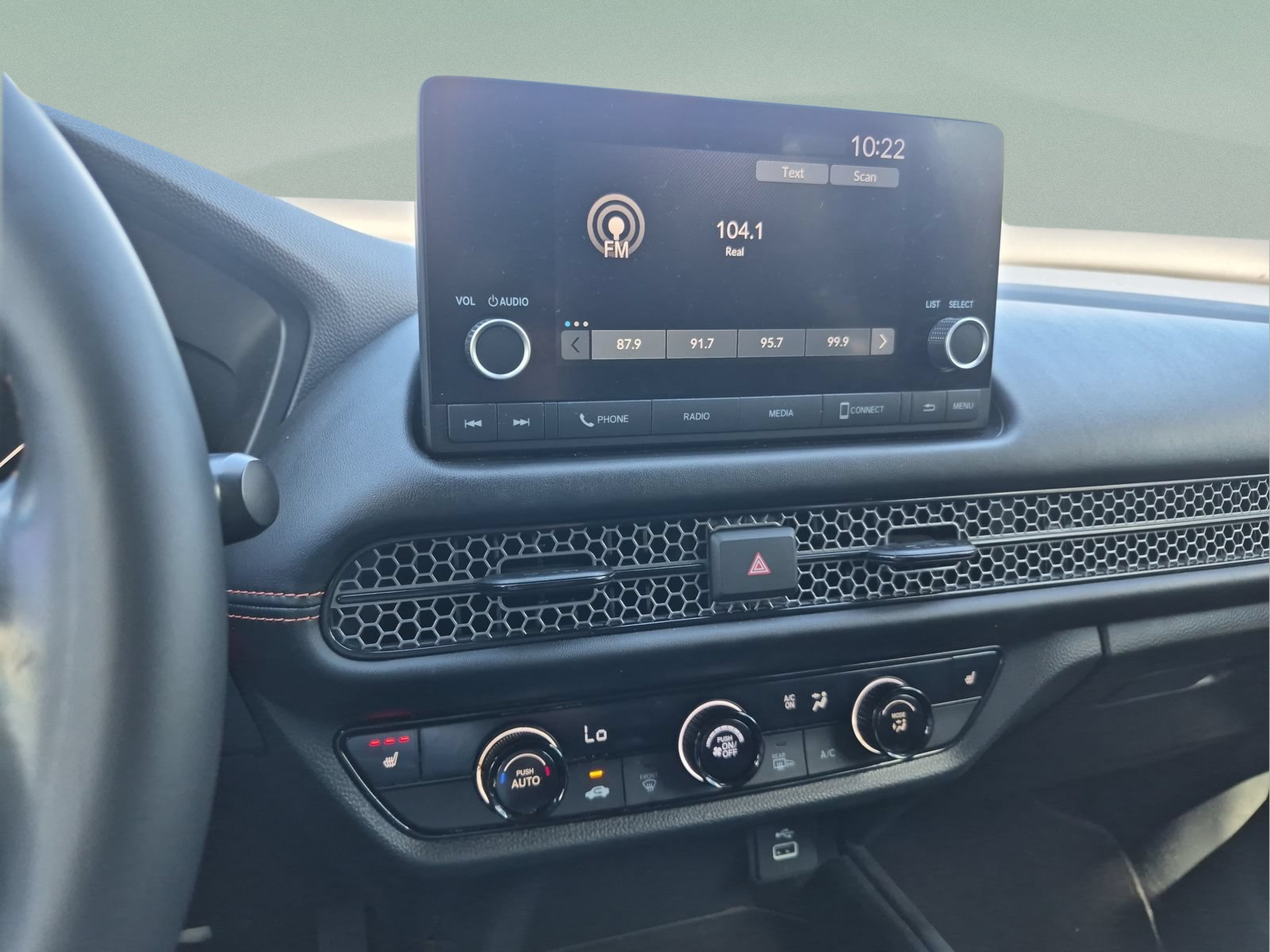Certified 2025 Honda HR-V Sport image 12