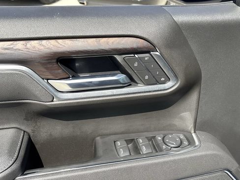Used 2026 GMC Sierra 1500 SLT AWD/4WD image 14