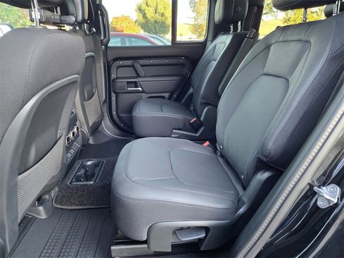 New 2026 Land Rover Defender 130 V8 image 7