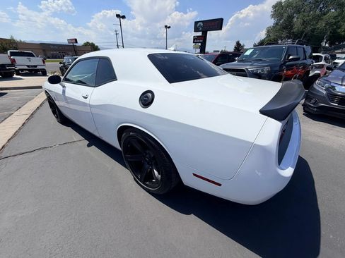 Used 2021 Dodge Challenger R/T Scat Pack RWD image 6
