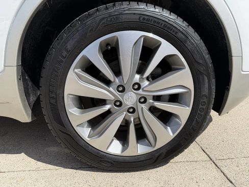 Used 2020 Buick Encore Preferred AWD/4WD image 10