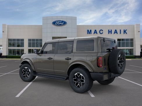 New 2026 Ford Bronco Outer Banks AWD/4WD image 4