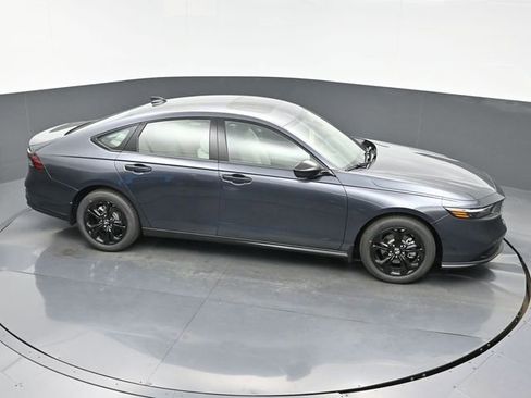 New 2025 Honda Accord SE image 33