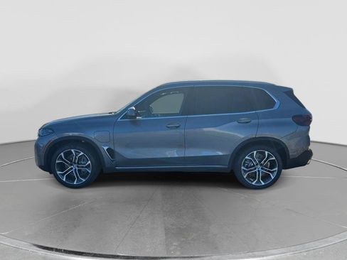 New 2026 BMW X5 xDrive50e w/ Executive Package AWD/4WD image 9