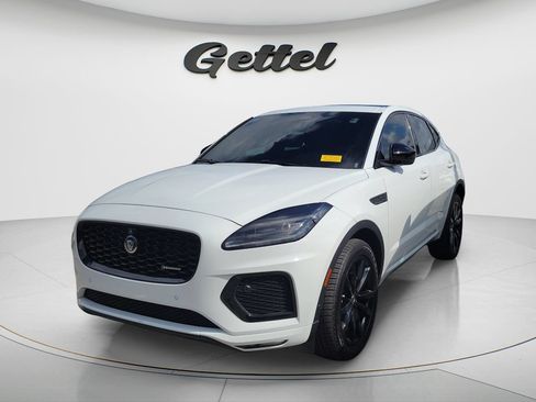 Used 2024 Jaguar E-PACE R-Dynamic SE AWD/4WD image 2