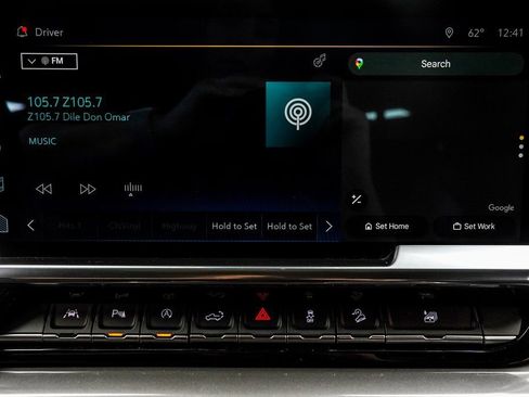 Used 2024 Chevrolet Silverado 1500 High Country w/ Technology Package image 28