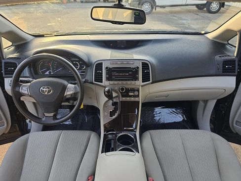 Used 2012 Toyota Venza LE image 27