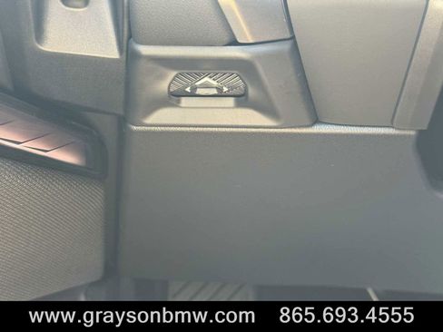 Used 2025 BMW X3 xDrive30i w/ Premium Package image 25