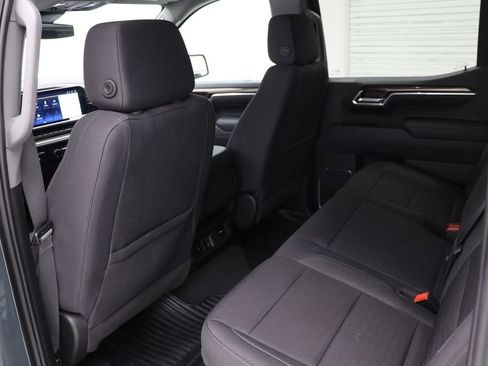 Used 2025 Chevrolet Silverado 1500 LT image 16