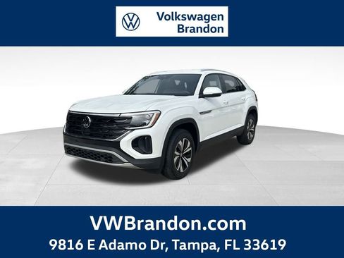 New 2026 Volkswagen Atlas Cross Sport SE image 1