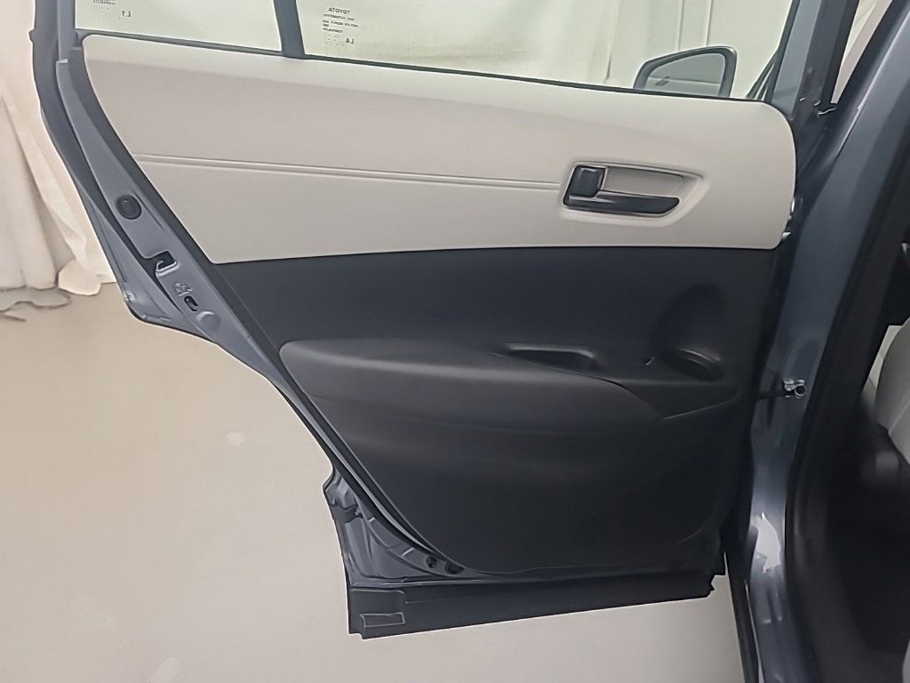 Used 2026 Toyota Corolla Cross L AWD/4WD image 19
