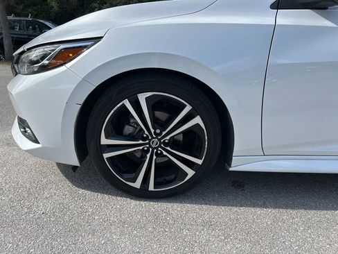 Used 2021 Nissan Sentra SR w/ SR Premium Package image 50